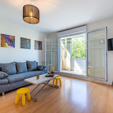 Cozy Corner Apartment Montevrain Bagian luar foto