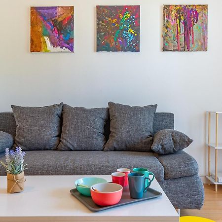 Cozy Corner Apartment Montevrain Bagian luar foto