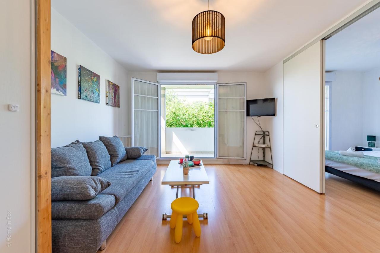 Cozy Corner Apartment Montevrain Bagian luar foto