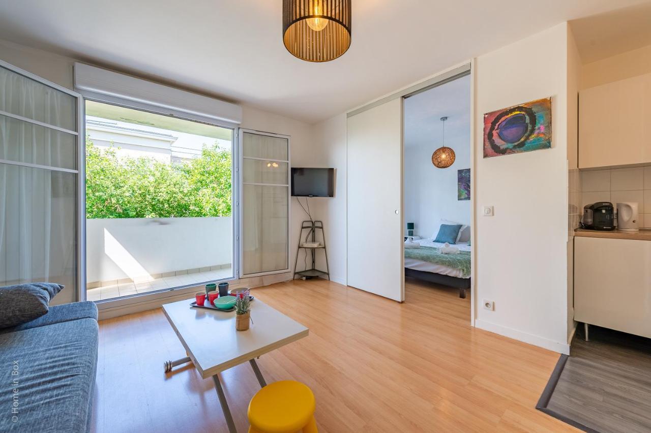 Cozy Corner Apartment Montevrain Bagian luar foto