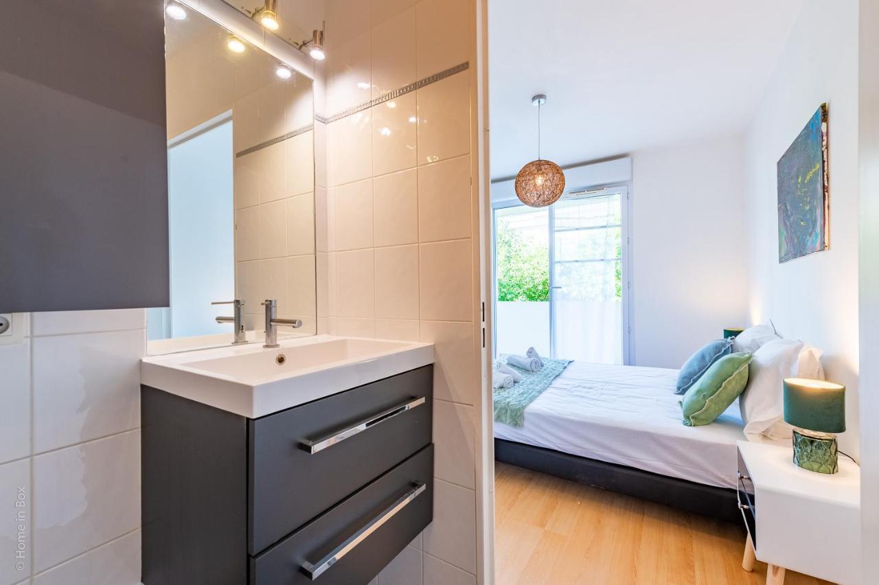Cozy Corner Apartment Montevrain Bagian luar foto